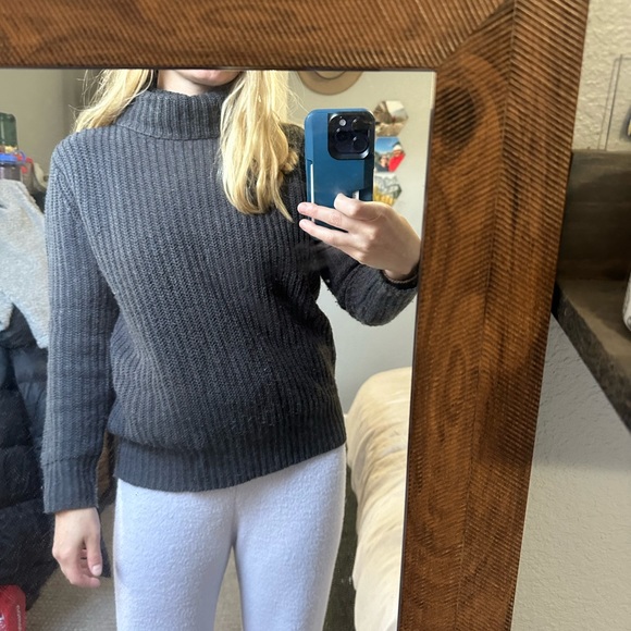 Great Turtleneck sweater - Picture 6 of 9